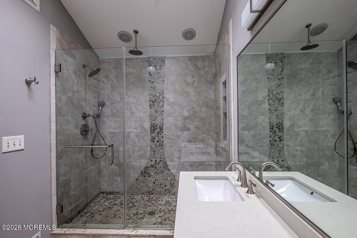 614 Dow Ave - Photo 7 of 10