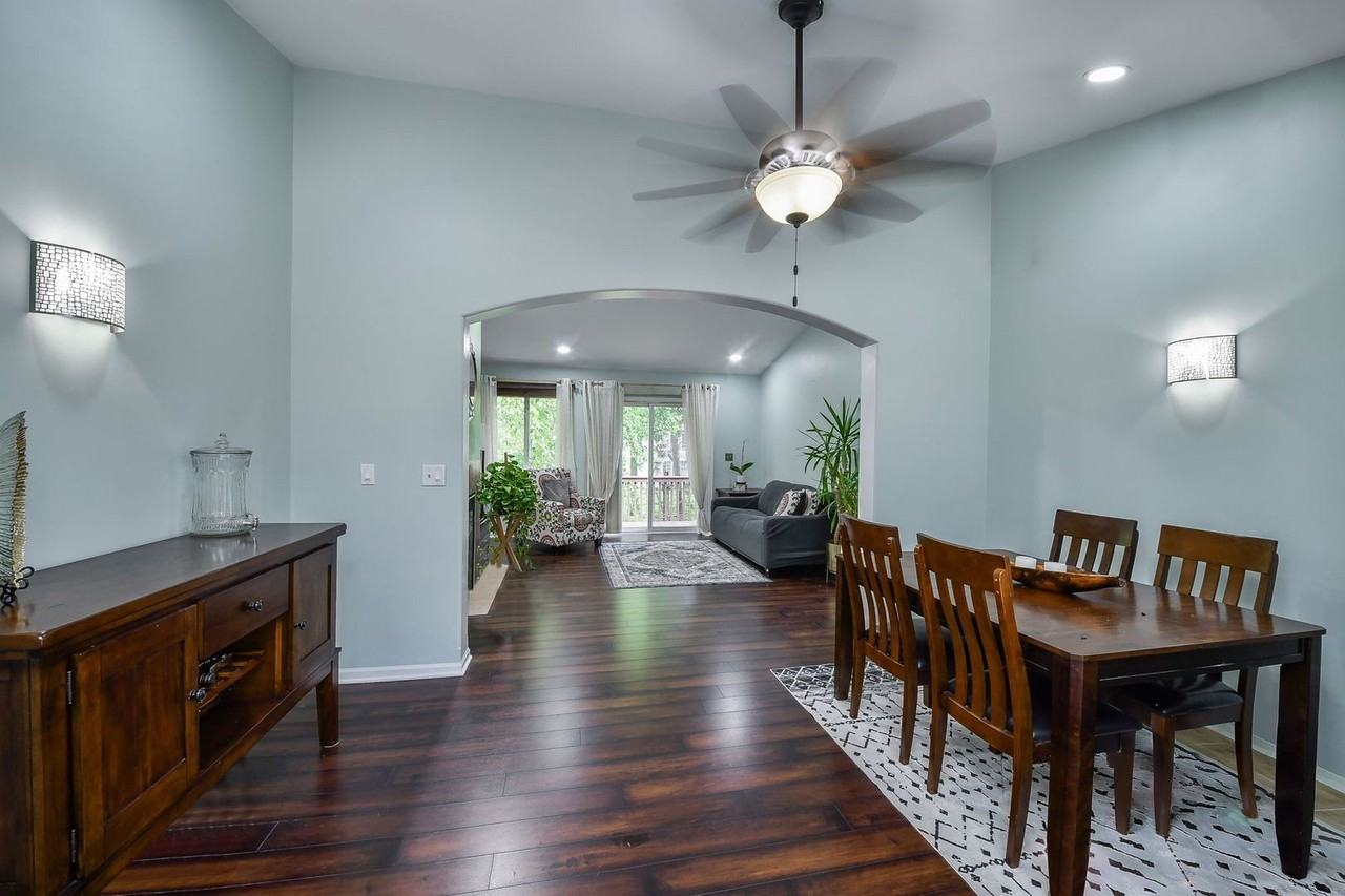 3169 Saganashkee Ln - Photo 4 of 21