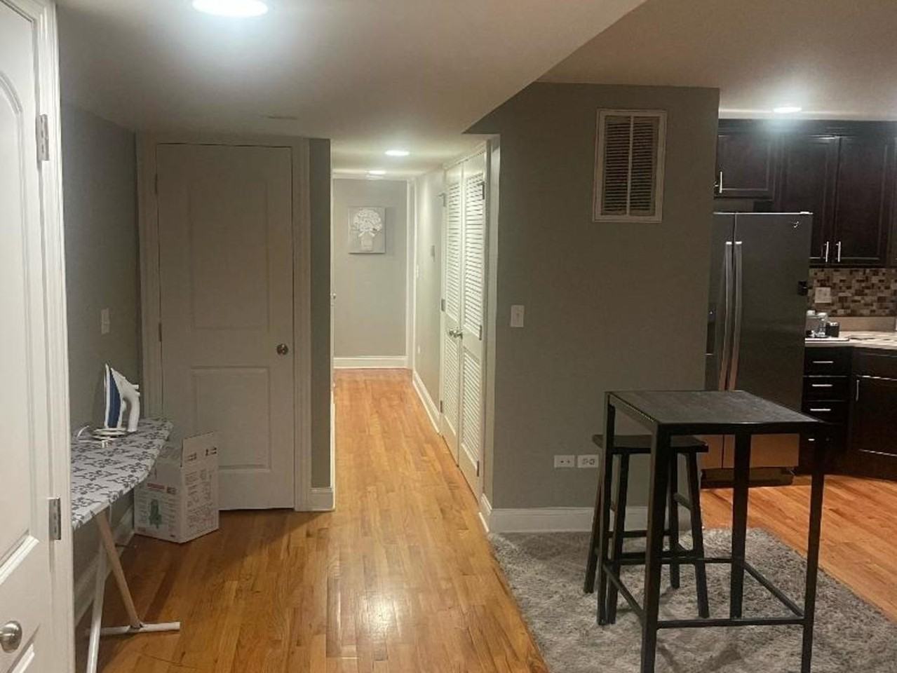 3313 S Calumet Ave #G - Photo 2 of 10