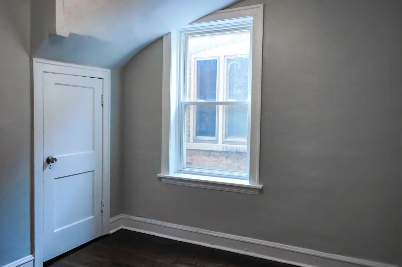 6633 S Campbell Ave #1 - Photo 6 of 18