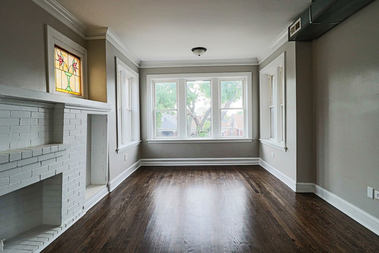 6633 S Campbell Ave #2 - Photo 3 of 20