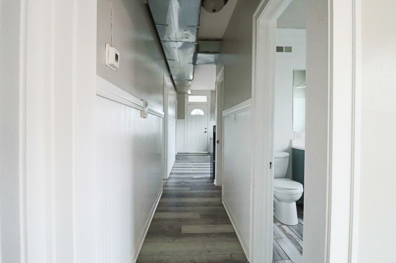 6633 S Campbell Ave #2 - Photo 7 of 20