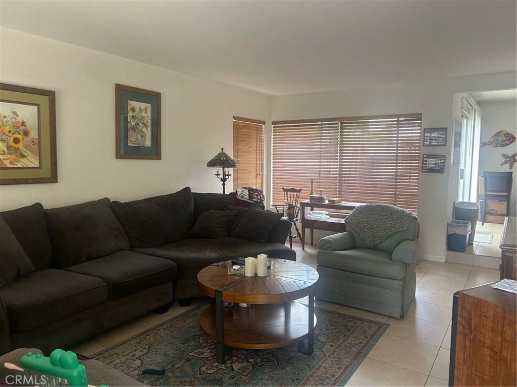 26421 Kimberly Ln - Photo 2 of 7