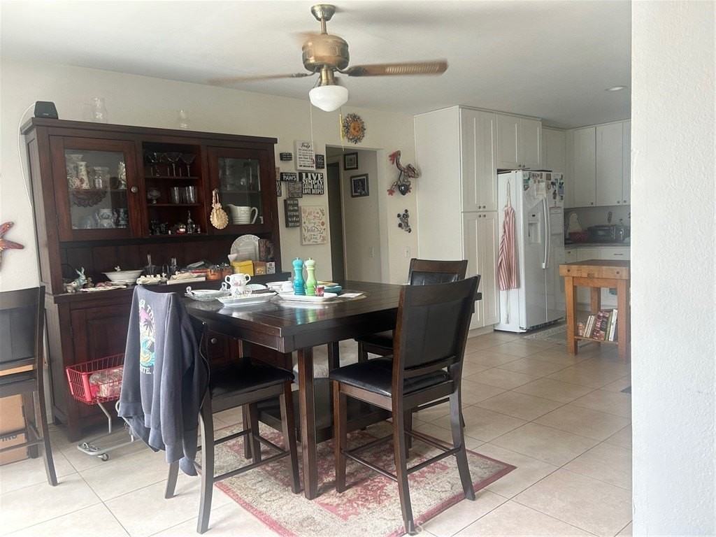 26421 Kimberly Ln - Photo 3 of 7