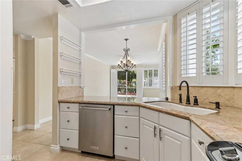 10 Pantano - Photo 6 of 50