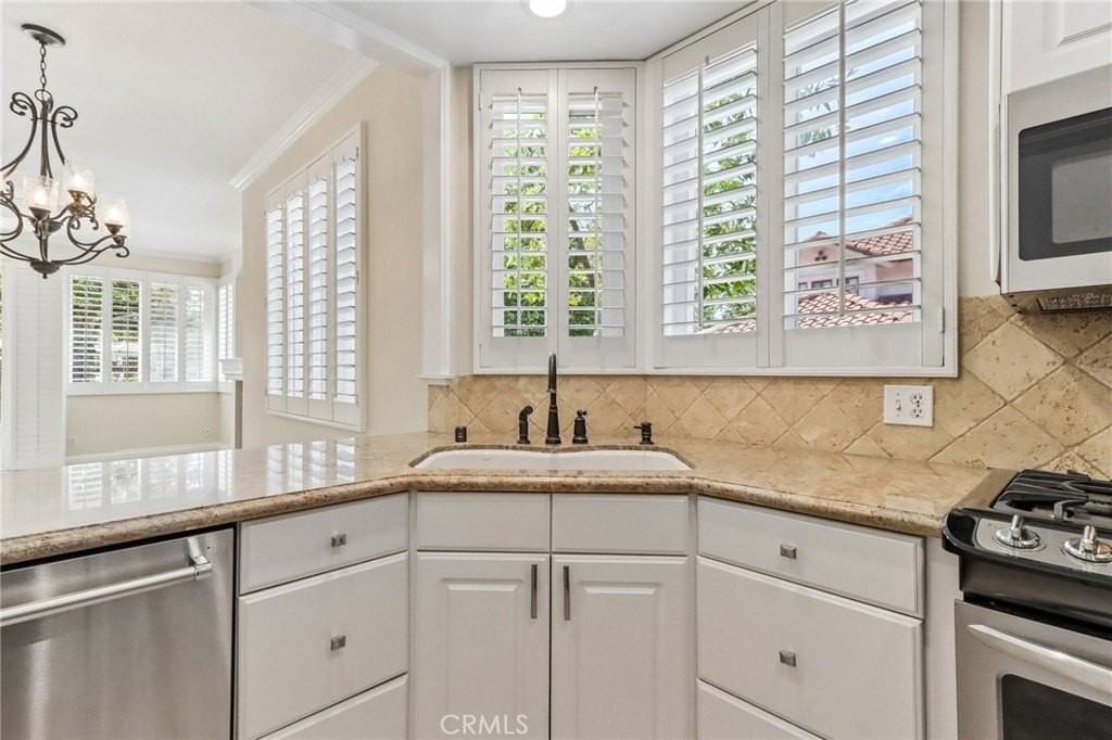 10 Pantano - Photo 7 of 50