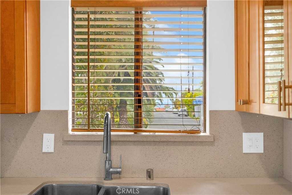 24331 Pasto Rd #D - Photo 5 of 30