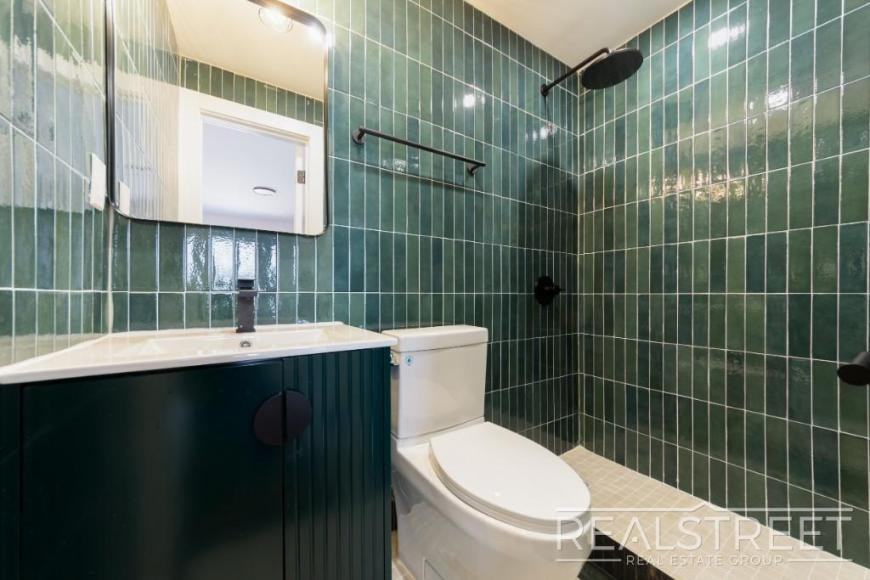 405 Herkimer St - Photo 7 of 10