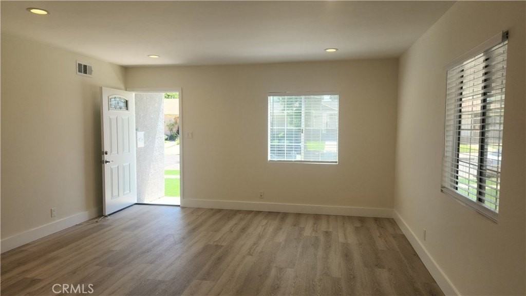 18009 Bullock St - Photo 2 of 18