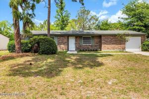 featured image of 2774 Mesquite Ave