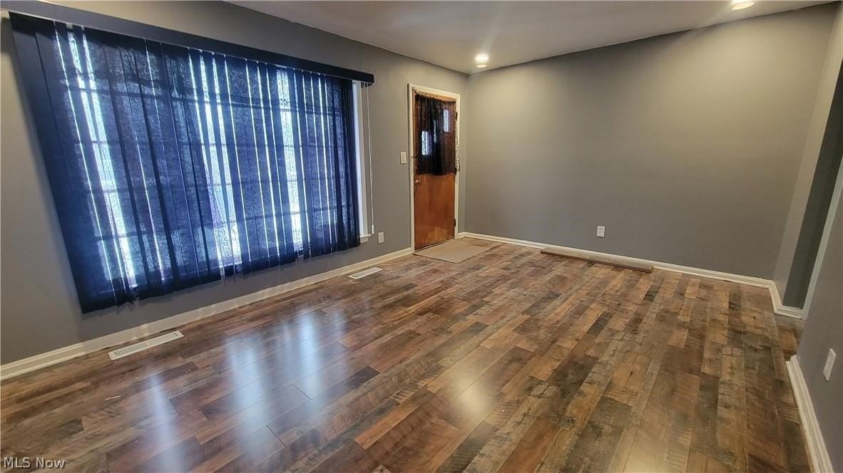 3896 W 117th St - Photo 5 of 16