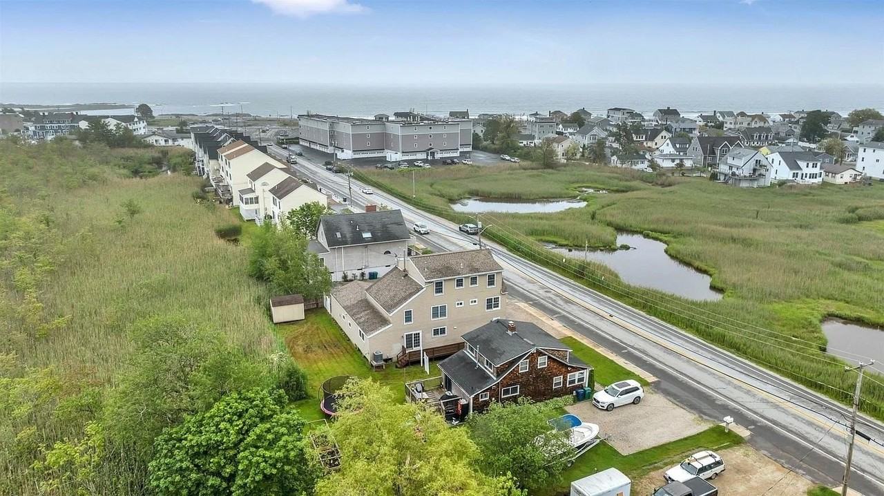 518 High St #B - Photo 2 of 22