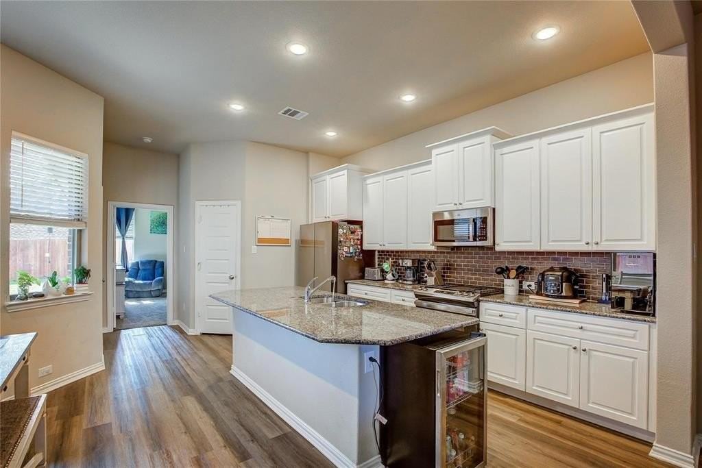 3916 Ford Dr - Photo 7 of 25