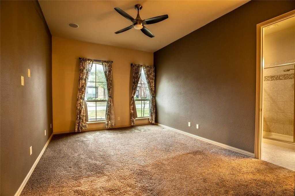 185 Carrington Ln - Photo 2 of 19