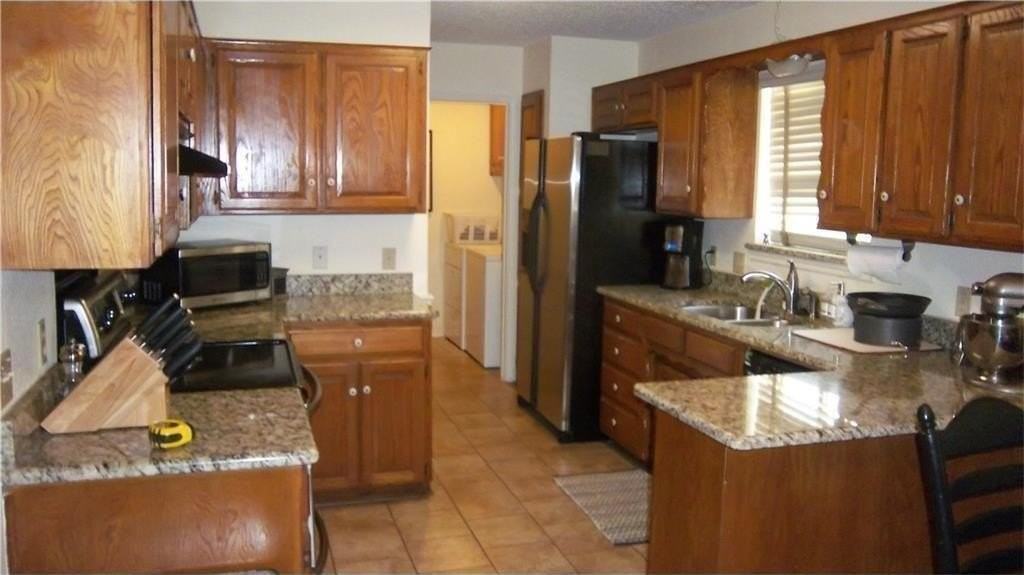 2973 Mesa Verde Trl - Photo 2 of 16