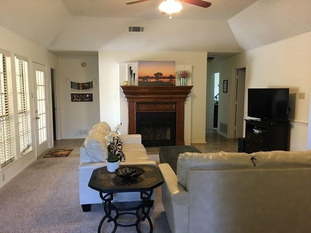 2973 Mesa Verde Trl - Photo 7 of 16