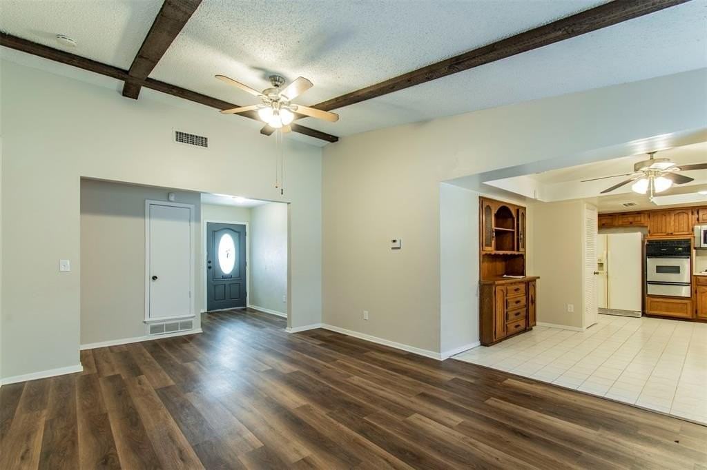 213 Melinda Dr - Photo 6 of 30