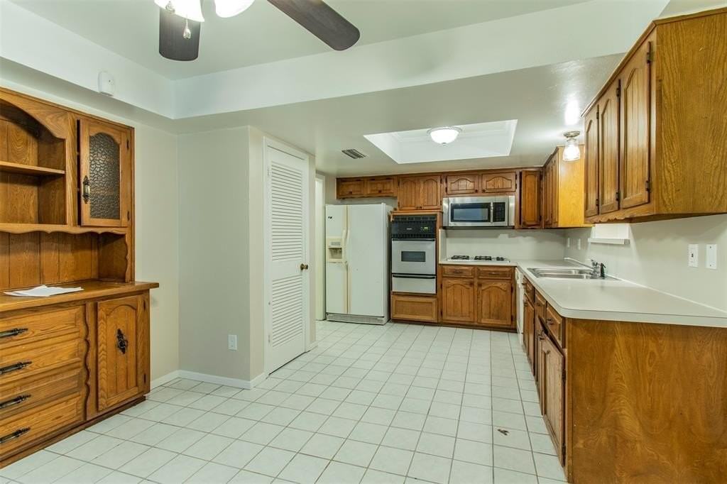 213 Melinda Dr - Photo 7 of 30