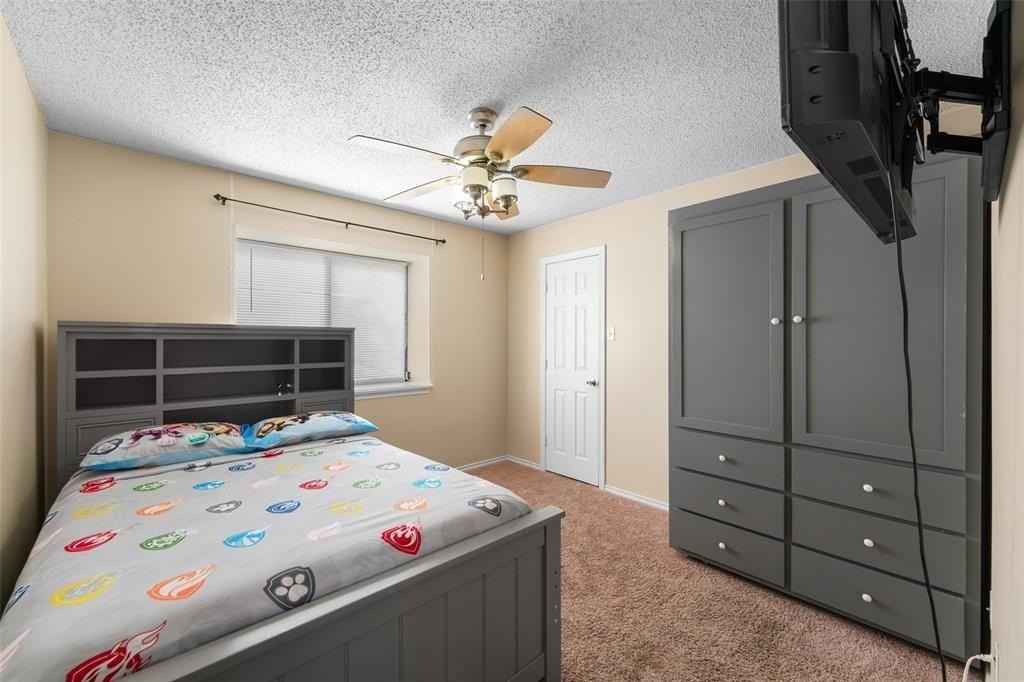 708 Azalea Dr - Photo 7 of 12