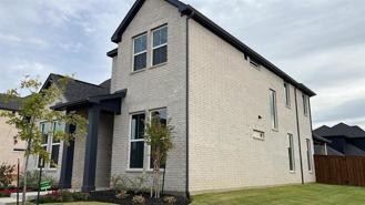 728 Kendall Ln - Photo 1 of 1