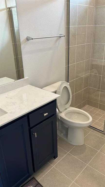 728 Kendall Ln - Photo 4 of 30