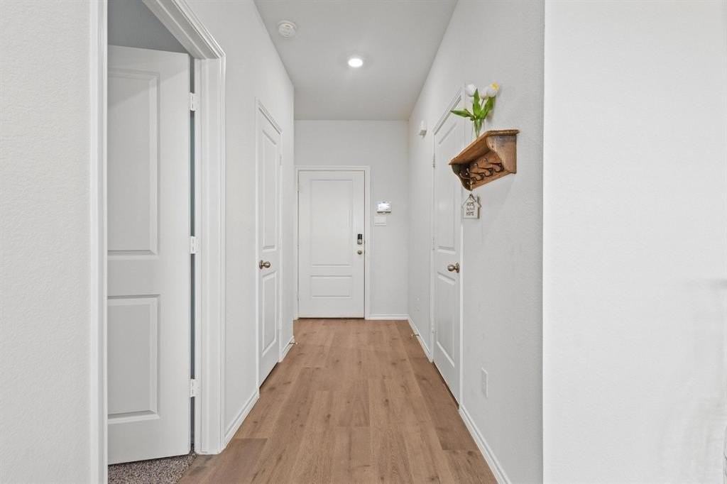 120 Creek End Dr - Photo 4 of 36