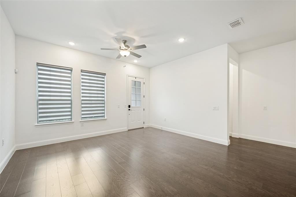 4565 Stone Valley Trl - Photo 4 of 25