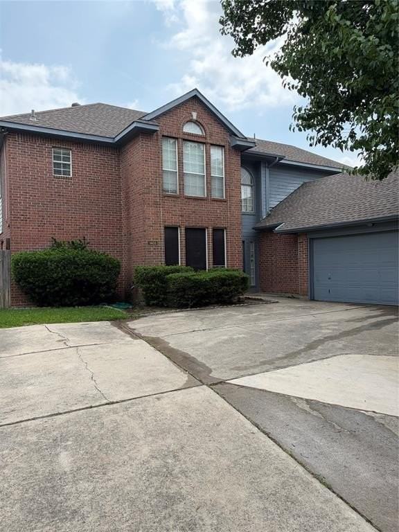 1403 Lakeshore Dr - Photo 2 of 16