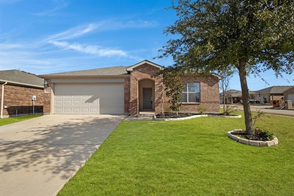 10400 Nettie St - Photo 2 of 23