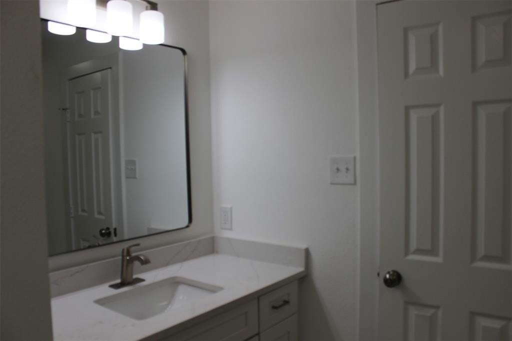 2519 N Shannon St - Photo 5 of 31