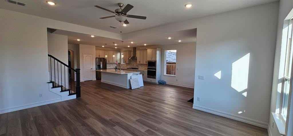 309 Breeds Hill Rd - Photo 4 of 27