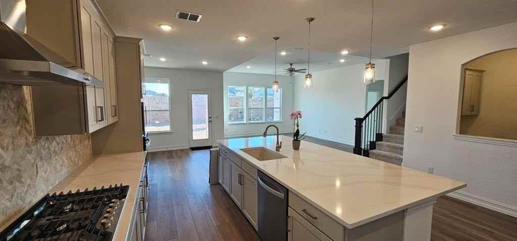 309 Breeds Hill Rd - Photo 6 of 27