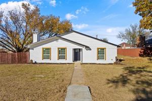 featured image of 1003 Bellflower Ct