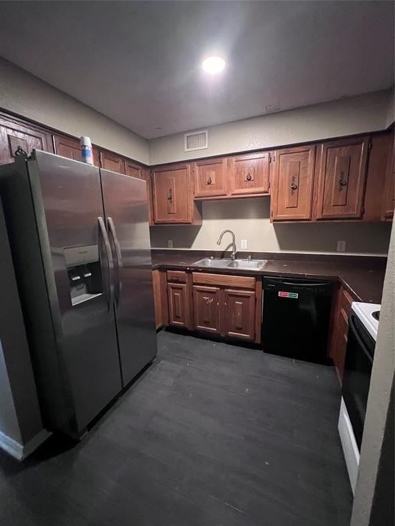 734 Lariat Ln - Photo 5 of 15