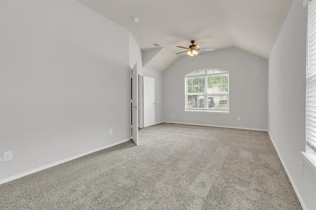 5864 Shetland Cir - Photo 6 of 25