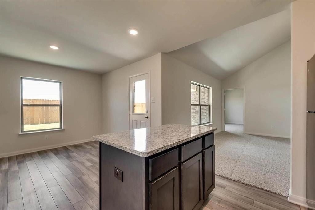 3039 Boran Dr - Photo 3 of 17