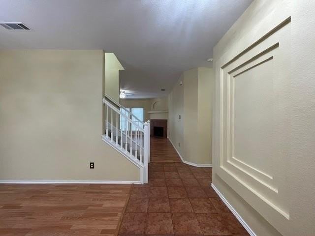 1508 Gunnison Trl - Photo 4 of 40