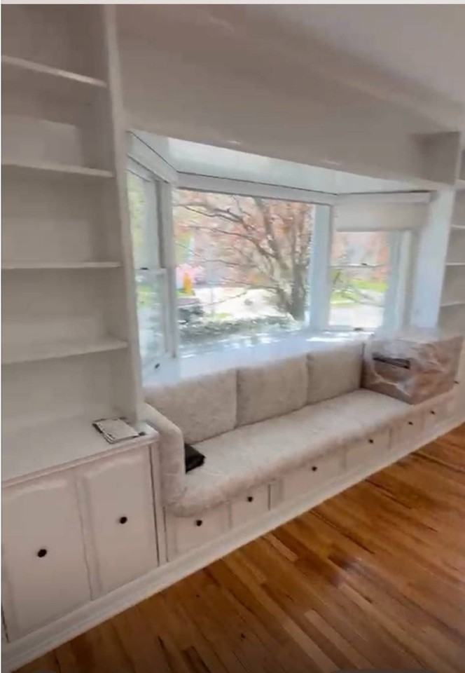 218-29 85th Ave  Hollis Hills - Photo 4 of 11