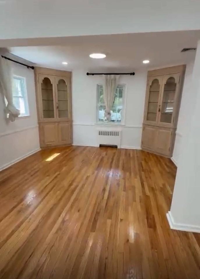 218-29 85th Ave  Hollis Hills - Photo 5 of 11