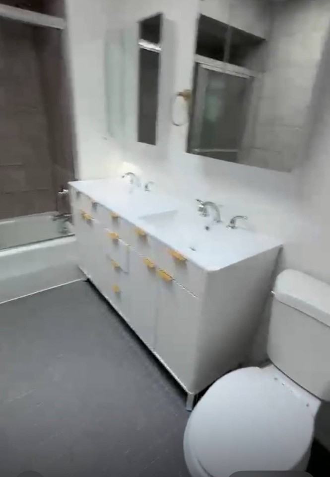 218-29 85th Ave  Hollis Hills - Photo 6 of 11