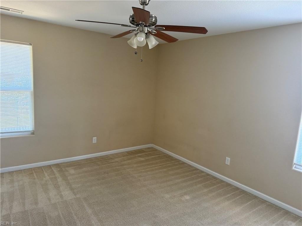 1215 Country Rd - Photo 6 of 14