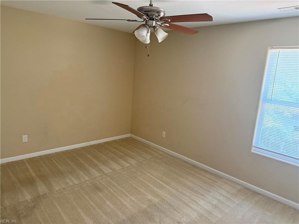 1215 Country Rd - Photo 7 of 14