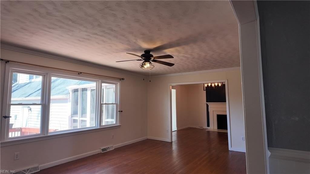 1757 Lafayette Dr - Photo 4 of 42