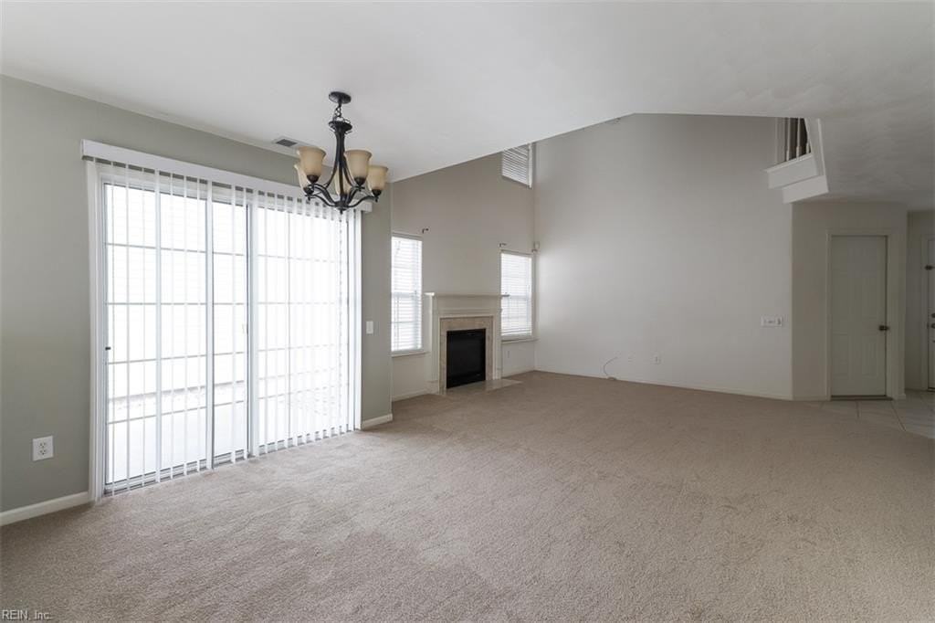 5485 Port Royal Dr - Photo 5 of 39