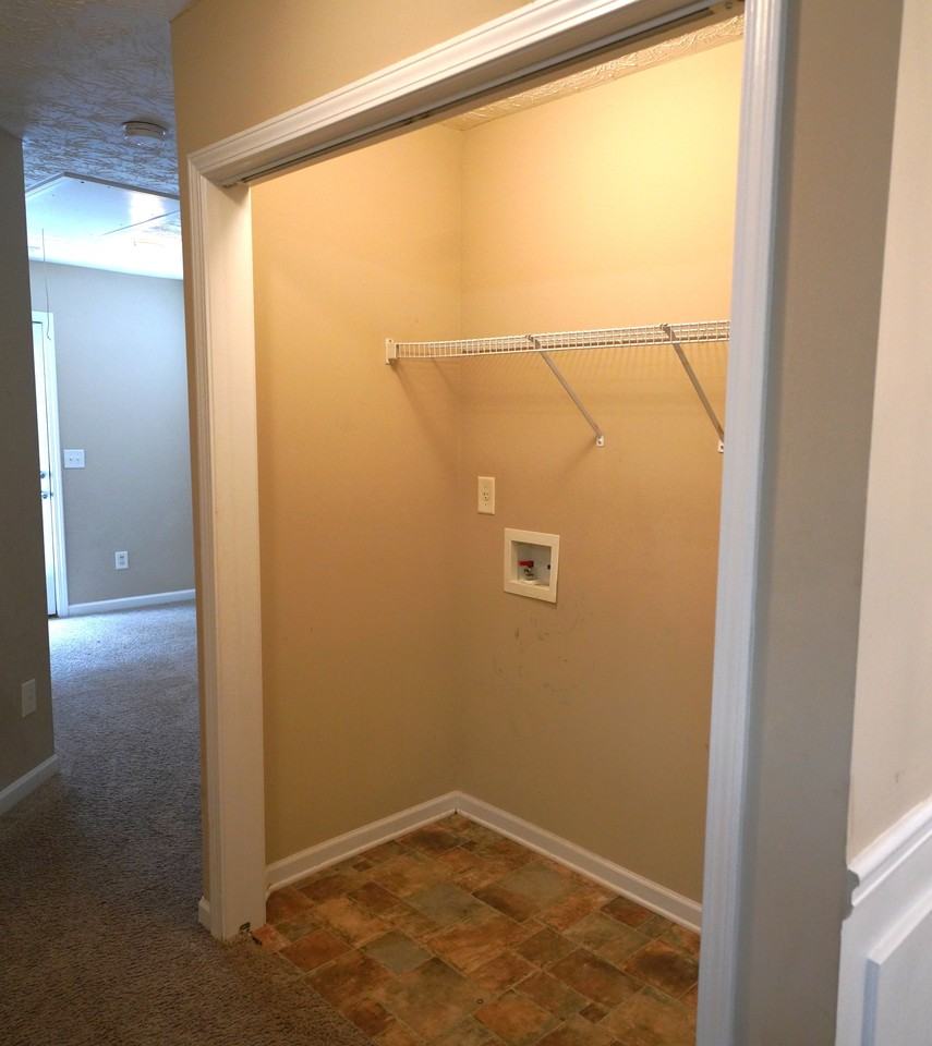 221 Alton Cir #1 - Photo 7 of 19