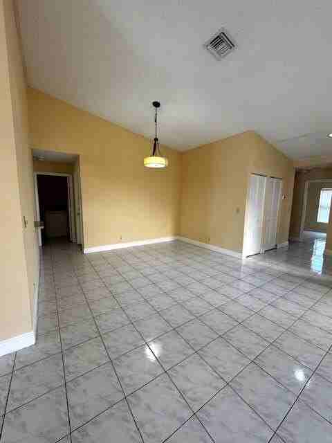 10020 Country Brook Rd - Photo 7 of 21