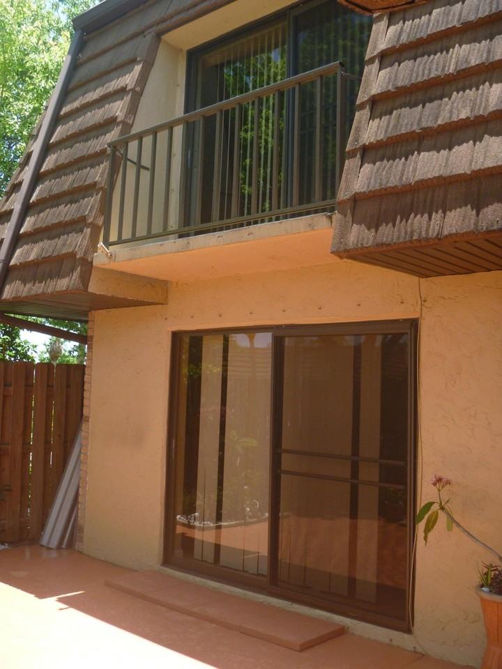 1302 Nebraska Ave #3D - Photo 3 of 3