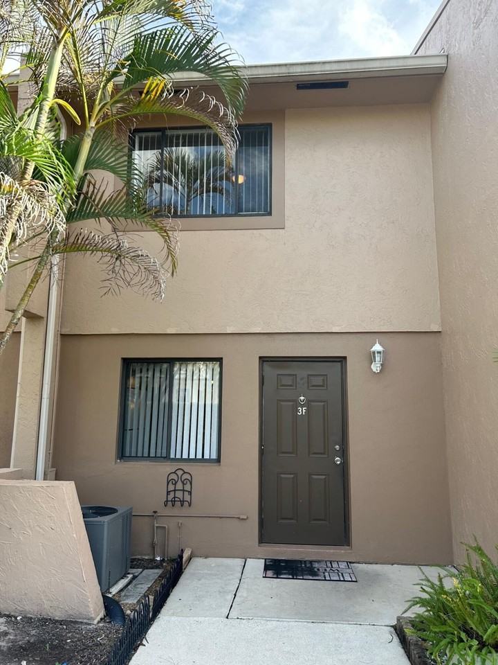 139 Sparrow Dr #3F - Photo 4 of 25