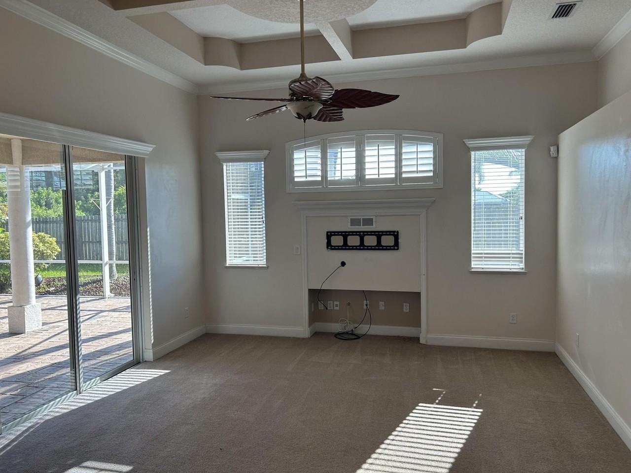 6619 Nw Omega Rd - Photo 2 of 14