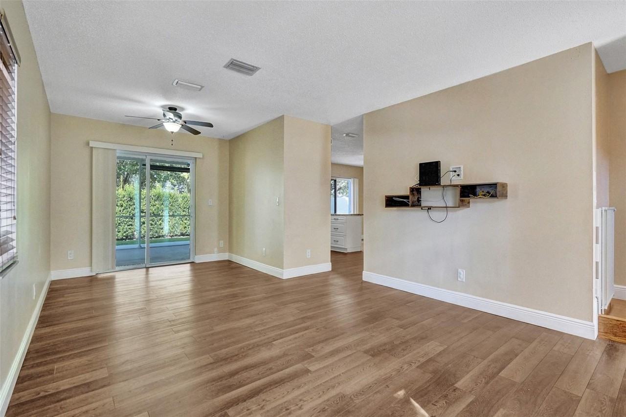 11567 N Open Ct - Photo 2 of 22